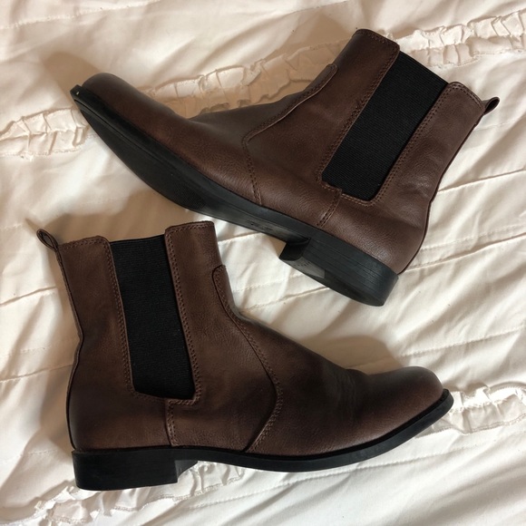 H&M Shoes - H&M brown boots